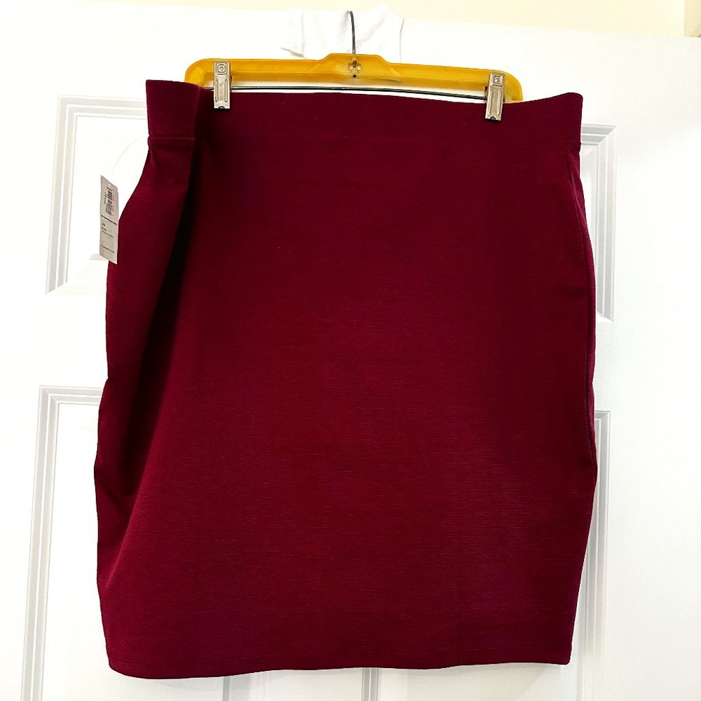 Old Navy Plus Size 2X Ponte Knit Pencil Skirt – NWT – Cabernet Red